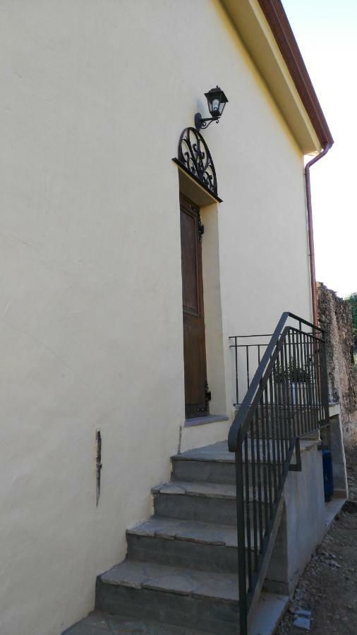 Seùlo Stellaria Casa Vacanze In Montagna Panorama Stupendo Sardegna מראה חיצוני תמונה