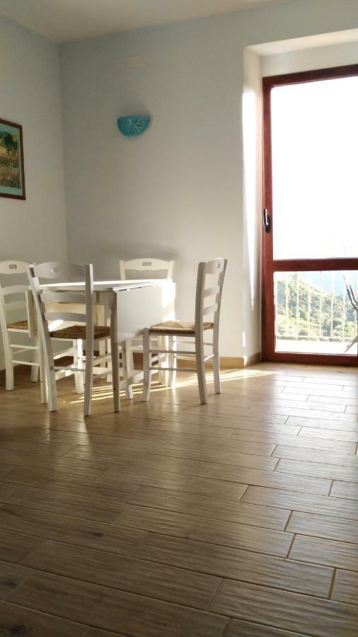 Seùlo Stellaria Casa Vacanze In Montagna Panorama Stupendo Sardegna מראה חיצוני תמונה